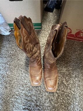 Lucchese 2000 Women’s boots. 1 Brown Leather Cowboy Boots